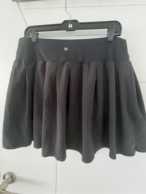Stretch the rules Black Pleated Athletic Skirt skort